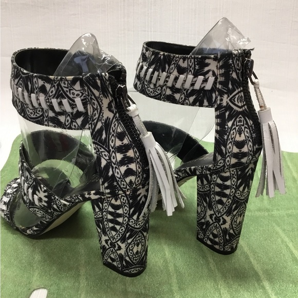 ARTELIER Exciting Block Heels by Nicole Miller - Picture 10 of 13